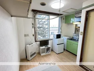 CHERRY GARDEN【4階】の居間