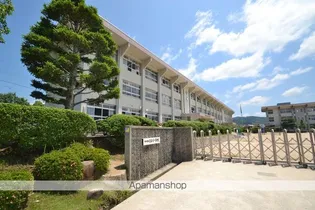 メゾン ルピナス B【1階】の周辺