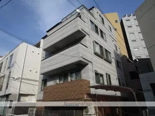 ウィステリア南青山【2階】の外観