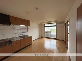 オリンピアE【3階】の居間