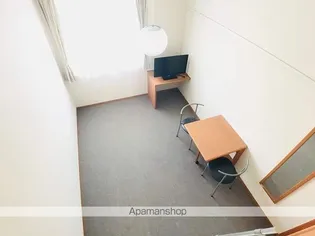 レオパレスサンステラ【2階】の居間