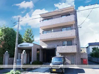 山鼻コンパウンドの画像