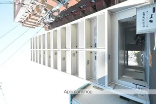 榴ヶ岡YSコート【2階】の外観