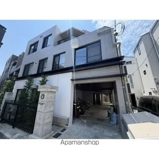 東京都新宿区北新宿3丁目【マンション】の外観