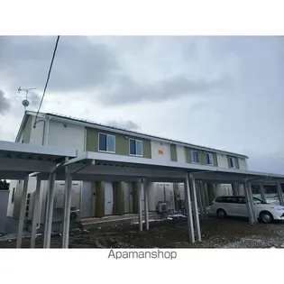 C.COURT【2階】の外観