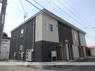 ブルースカイ【1階】の外観