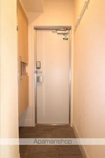 メゾンK.クローバー【1階】の玄関