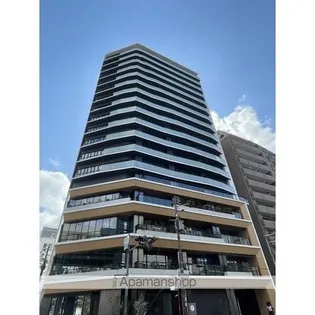 コンフォリア・リヴ本町WEST Q【13階】の外観