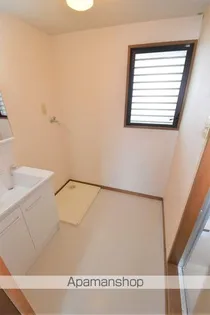 高田グランドマンション【3階】の内装