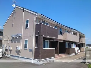 クローバー コートの画像