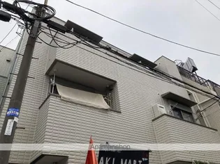 ボルトボヌール【3階】の外観