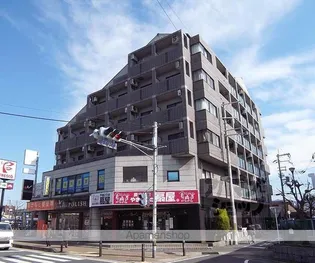 パウワウハウスの画像