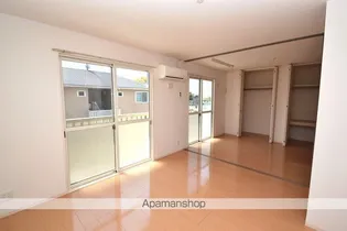 フルール・プリムヴェール D棟【2階】の内装