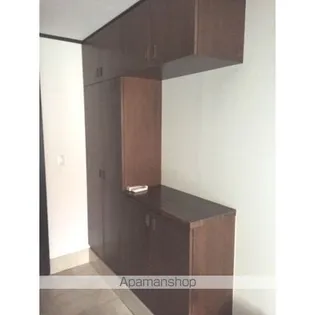 クインテット原宿【3階】の玄関