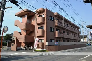 サン・ジュリアン【1階】の外観