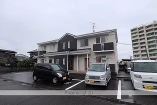 コートヤードIIの画像