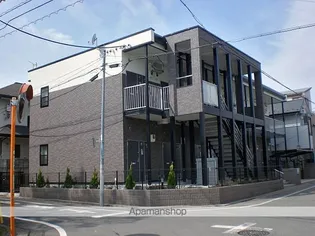 レオパレス経堂【2階】の外観