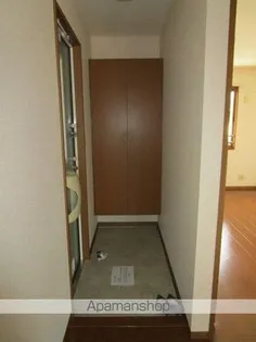 サニーハウス上今井 AB【2階】の玄関