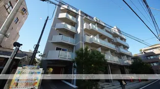 アヴニール元代々木【401号室】の外観