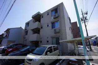 WISDOM【1階】の外観