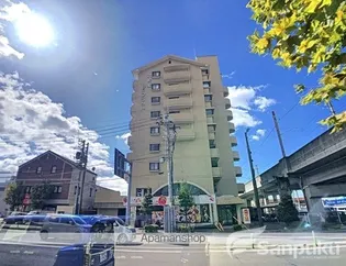六軒家ロビンフラット【301号室】の外観