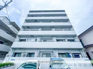 ジョイフル第3小坂【3階】の外観