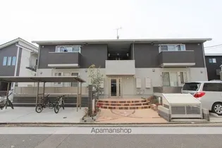 ルチルクォーツ【2階】の外観