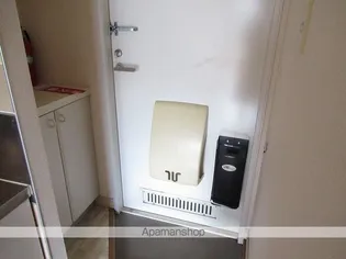 メゾンセフィラ【202号室】の玄関