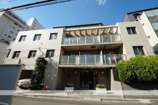 コムロンド千駄ヶ谷フラッツ【2階】の外観