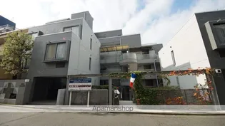 原宿東急アパートメント【1階】の外観