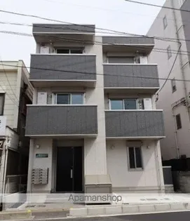 リサーナ【1階】の外観