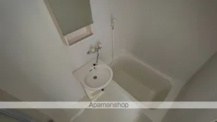 ヴィラ伴場【101号室】の風呂