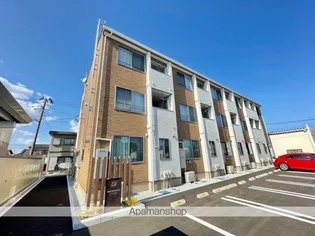 ドミール南仙台【1階】の外観