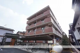 ジューダンブルクⅡ【1階】の外観