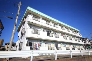 グリーンパレスIZUMI【3階】の外観