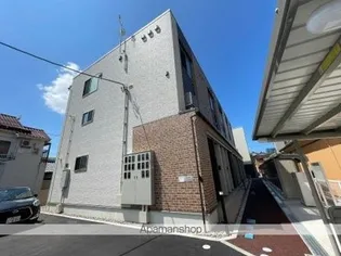 ウェルシィ万代【3階】の外観