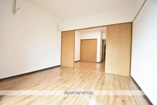 メイテラッセ中島丁【1階】の内装