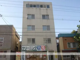 秋山ビルの画像