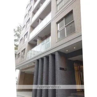 東京都杉並区下高井戸1丁目【マンション】の外観