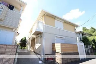 マスカレード【2階】の外観