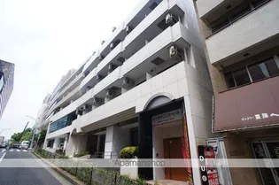 ロイヤルパレス原宿【2階】の外観