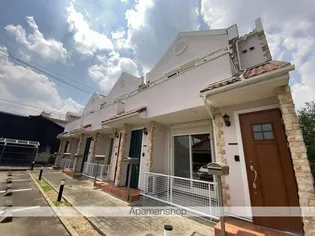 AMI【1階】の外観