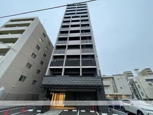広島県広島市中区東平塚町【マンション】の外観