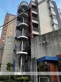 THE BLUE 8【2階】の外観