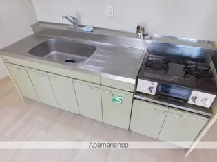 シャトー・レイク・ルイーズ【603号室】の内装