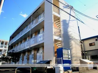 レオパレスツインスターコートIの画像