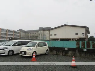 ラ・フェリーチェM【1階】の周辺