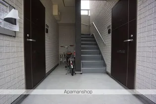 BLUE TOPAZ【2階】の外観