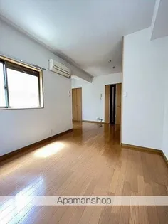 グランパレス日出町【102号室】の内装