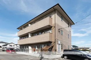 フォブールトロワ吉村の画像